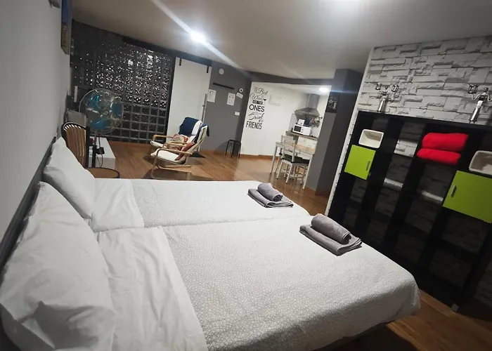 Loft Santa Cruz, Acoran